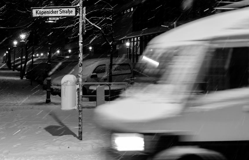 © Jan K. Tyrel, Berlin Kreuzberg Koepenicker Strasse, bei Nacht, nachts, Nachtfotografie, bnw, blackandwhite, photography, fotograf, fotographer